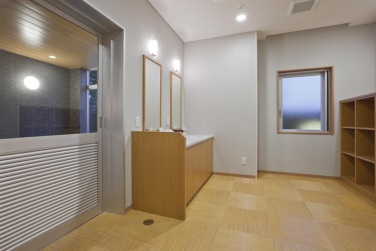 Kiryu Grand Hotel Buitenkant foto